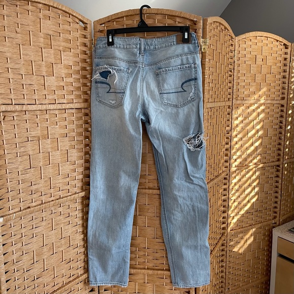American Eagle boyfriend jeans - Picture 2 of 4